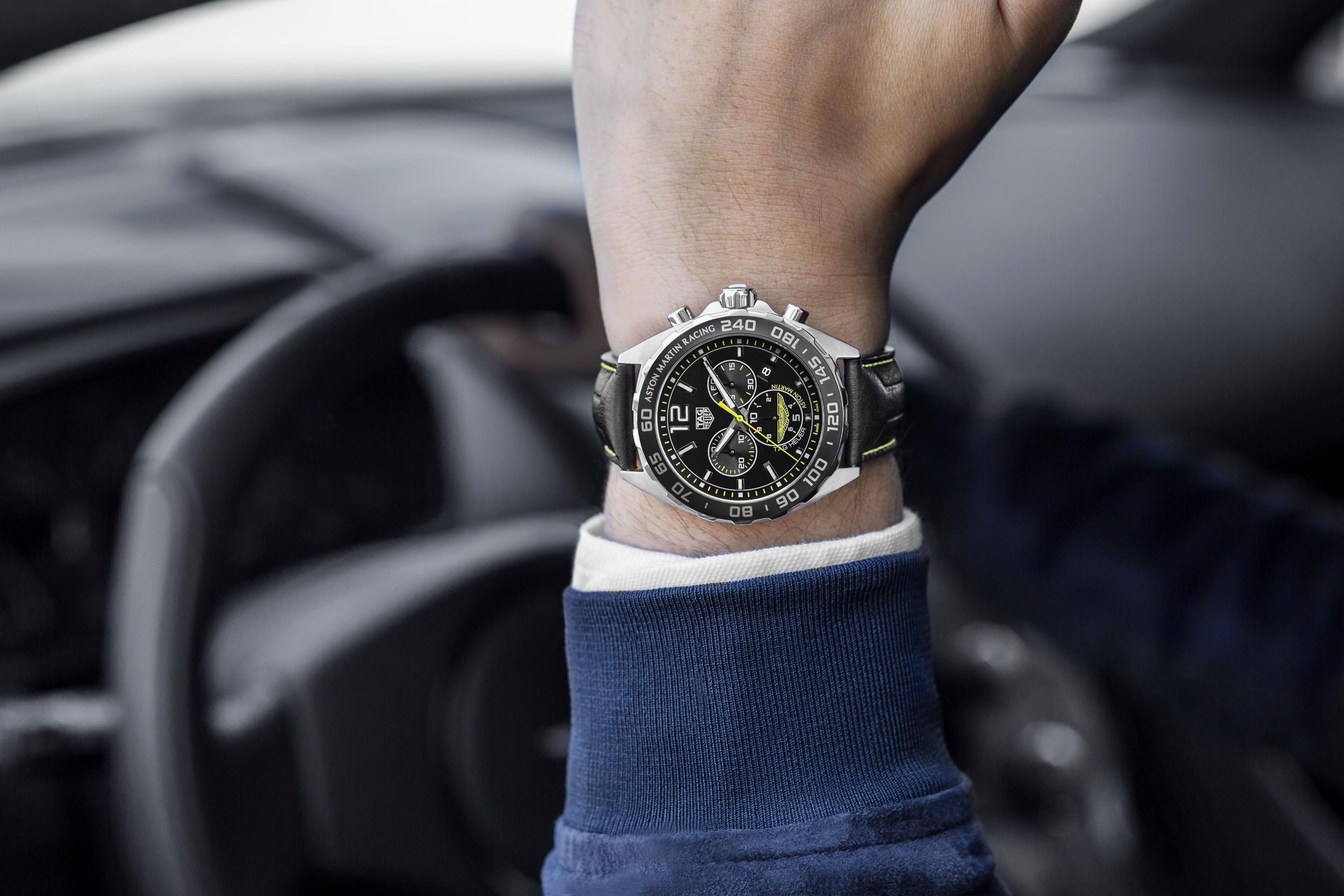Tag heuer carrera heuer 01 aston martin sales