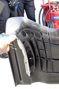 Automotive tire, Machine, Synthetic rubber, Grey, Carbon, Composite material, Engineering, Plastic, Nail, Cameras & optics, 