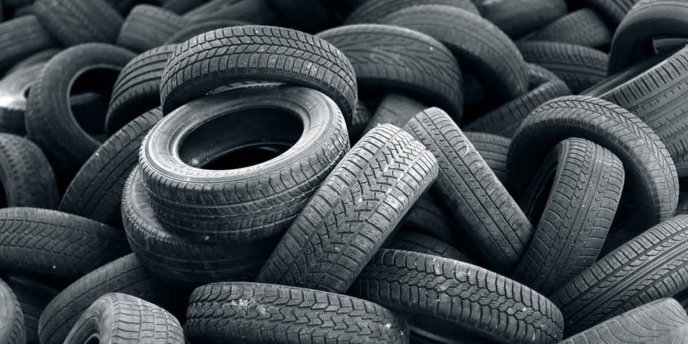 Tire, Synthetic rubber, Automotive tire, Auto part, Automotive wheel system, Tread, Formula one tyres, Natural rubber, Wheel, Tire care, 