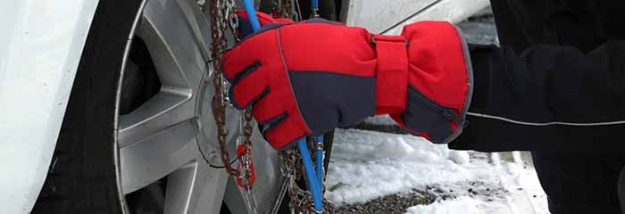 Snow, Personal protective equipment, Vehicle, Freezing, Geological phenomenon, Winter, 