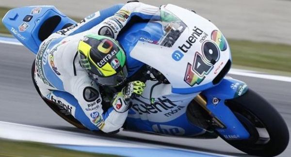 Blue, Personal protective equipment, Helmet, Sports gear, White, Motorcycle helmet, Competition event, Championship, Superbike racing, World, 