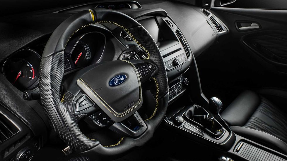 Land vehicle, Vehicle, Car, Motor vehicle, Steering wheel, Center console, Ford motor company, Automotive design, Ford, Full-size car, 