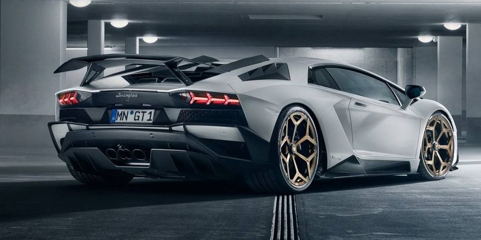 Land vehicle, Vehicle, Car, Supercar, Automotive design, White, Sports car, Lamborghini, Lamborghini aventador, Performance car, 