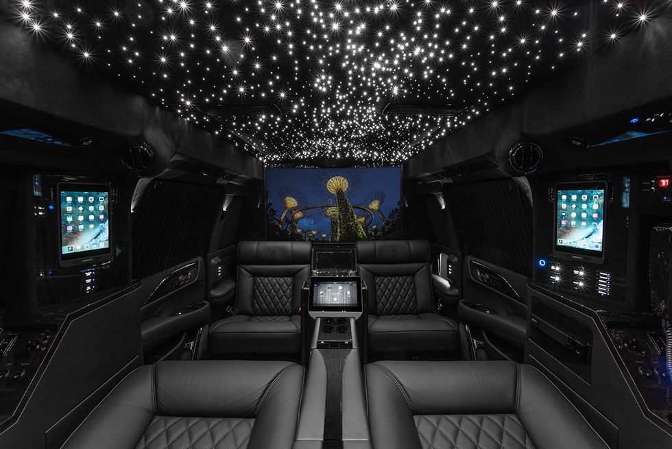 Vehicle, Luxury vehicle, Car, Room, Cockpit, 