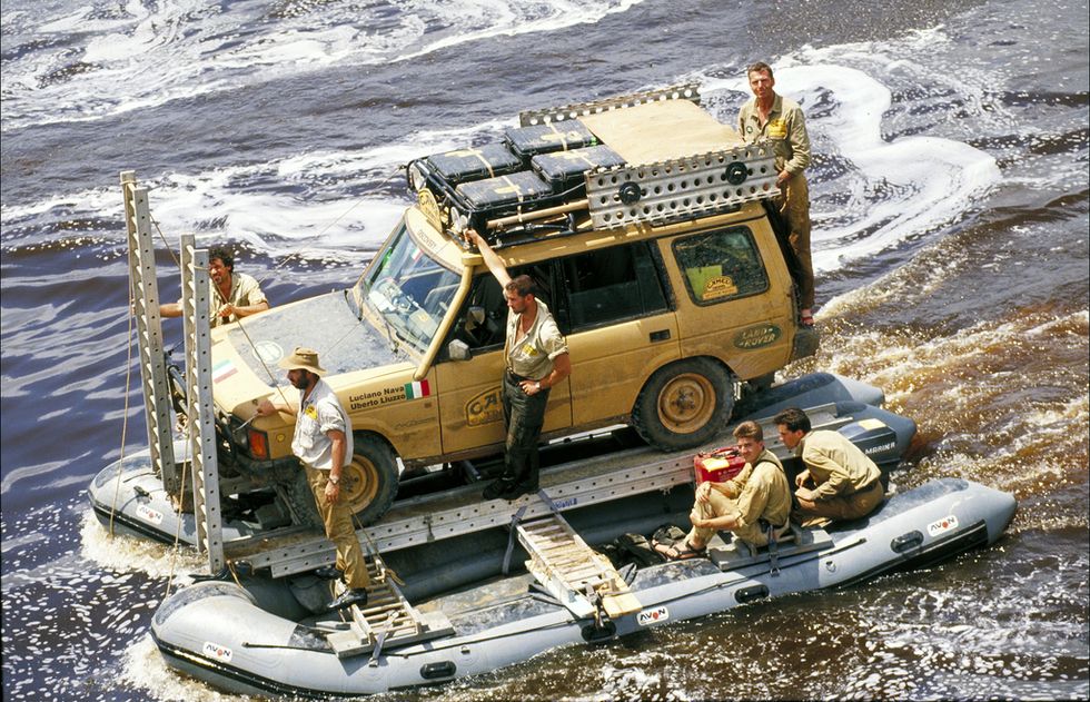 Vehicle, Boat, Car, Geological phenomenon, Off-road vehicle, Off-roading, Watercraft, Sport utility vehicle, 