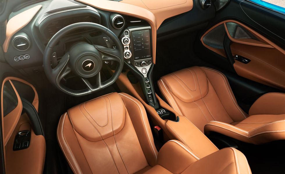 McLaren 720S Spider - interior