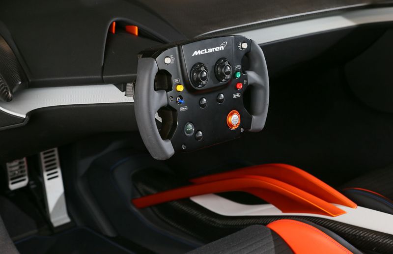 Motor vehicle, Orange, Steering part, Steering wheel, Gauge, Speedometer, Coquelicot, Gear shift, Tachometer, Fuel gauge, 