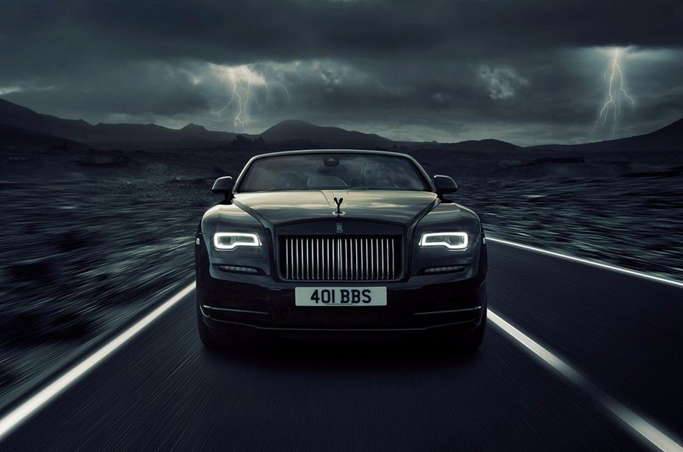 Land vehicle, Vehicle, Luxury vehicle, Car, Rolls-royce, Sky, Rolls-royce phantom, Automotive design, Personal luxury car, Rolls-royce wraith, 