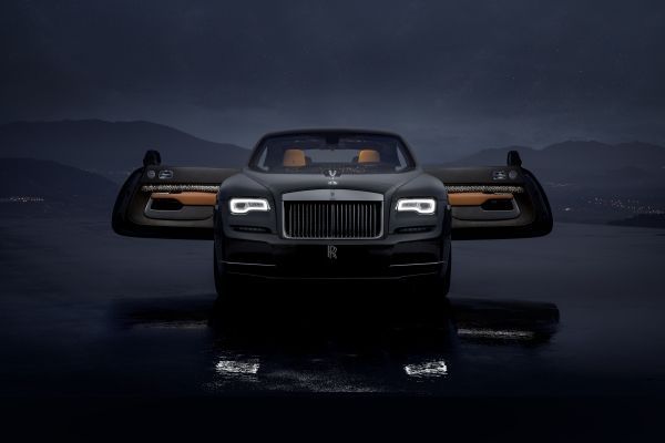 Land vehicle, Vehicle, Car, Luxury vehicle, Automotive design, Rolls-royce phantom, Rolls-royce, Personal luxury car, Rolls-royce wraith, Sky, 