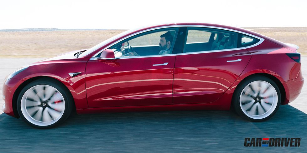 Prueba Tesla Model 3 Performance: El eléctrico del despegue