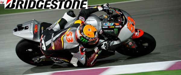 Race track, Personal protective equipment, Helmet, Sports gear, Motorcycle racing, Competition event, Racing, Superbike racing, Motorcycle, Motorcycle racer, 