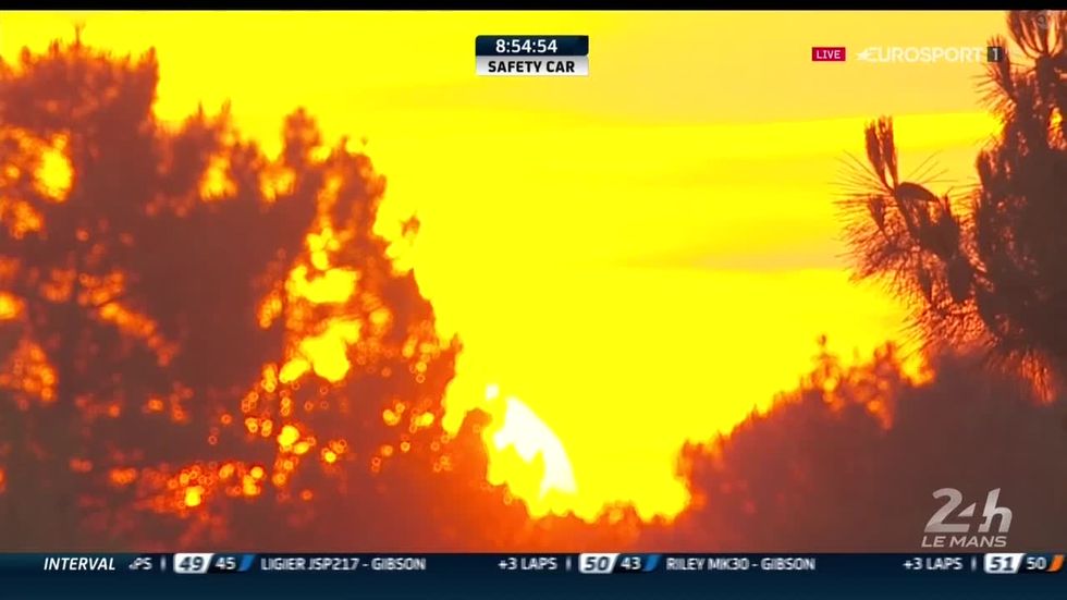 Heat, Geological phenomenon, Wildfire, Sky, Screenshot, Explosion, Fire, Flame, 