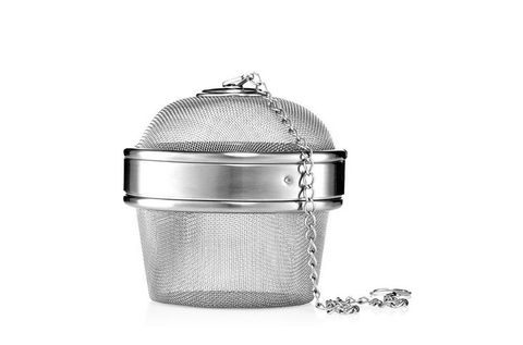 Lid, Metal, Black-and-white, Monochrome, Monochrome photography, Home accessories, Silver, Still life photography, Cylinder, Steel, 