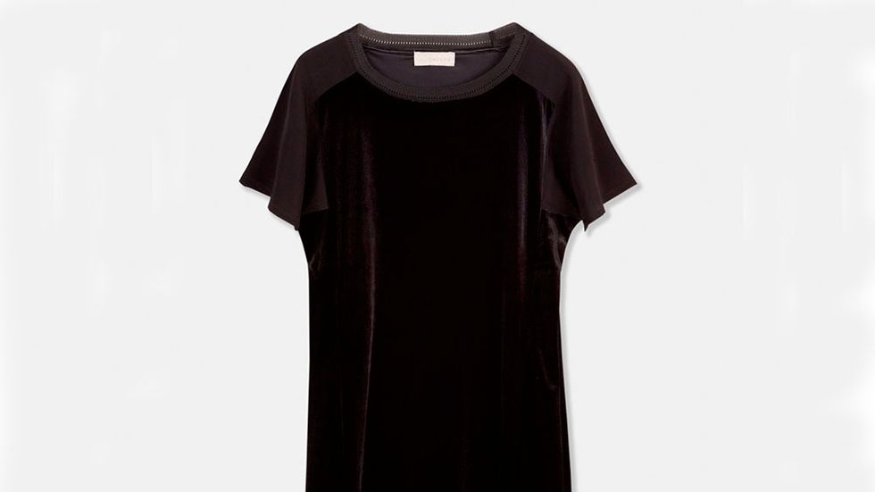 Product, Sleeve, Carmine, Black, Maroon, Active shirt, Top, Brand, One-piece garment, Day dress, 