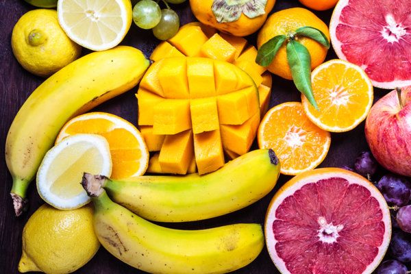 Fruit, Food, Yellow, Natural foods, Produce, Seedless fruit, Ingredient, Citrus, Vegan nutrition, Whole food, 