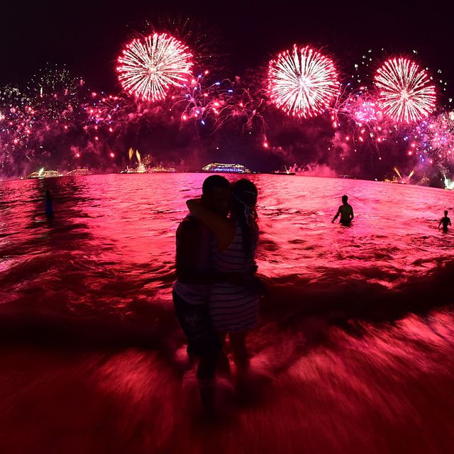 Night, Event, Red, Magenta, Pink, Reflection, Fireworks, Darkness, Holiday, Purple, 