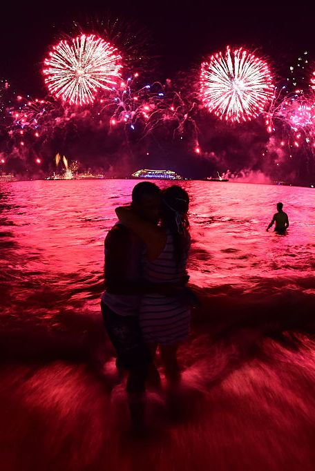 Night, Event, Red, Magenta, Pink, Reflection, Fireworks, Darkness, Holiday, Purple, 
