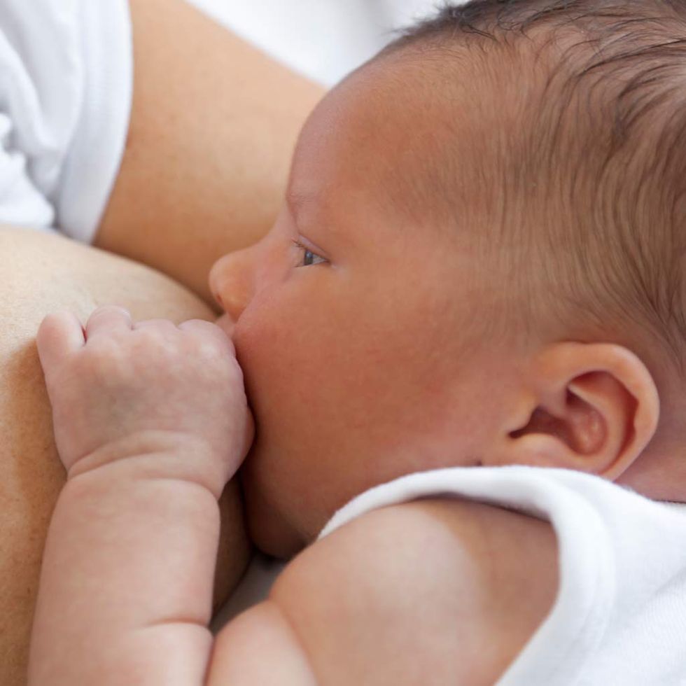 Mocos en el pecho del bebé: ¿qué hacemos? - Criar con Sentido Común