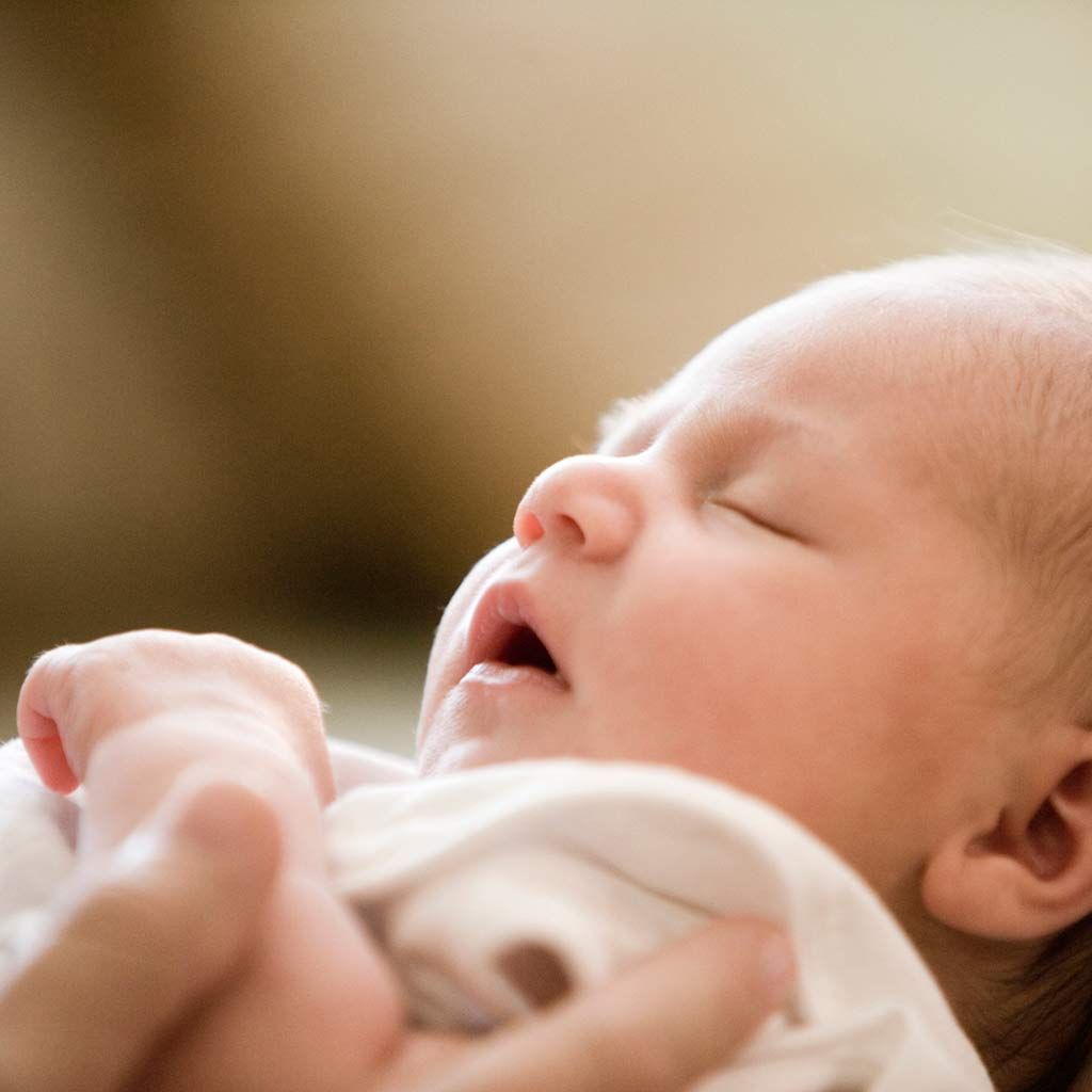Cómo conseguir eliminar los mocos al bebé — Redfarma
