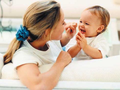 Resultado de imagen para comunicacion imagenes de una bebÃ© con su mama