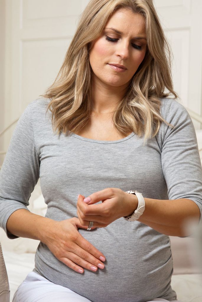 stomach, blond, finger, hand, outerwear, room, muscle, comfort, abdomen, photography,