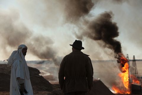 Standing, Pollution, Fire, Smoke, Hat, Heat, Flame, Gas, Explosion, Sun hat, 