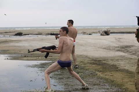 Soldier, Barechested, Shorts, Military person, Military, Vacation, Military organization, board short, Trunks, Beach, 