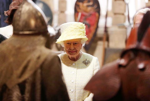 La Reina Isabel Ii Visita El Set De Juego De Tronos