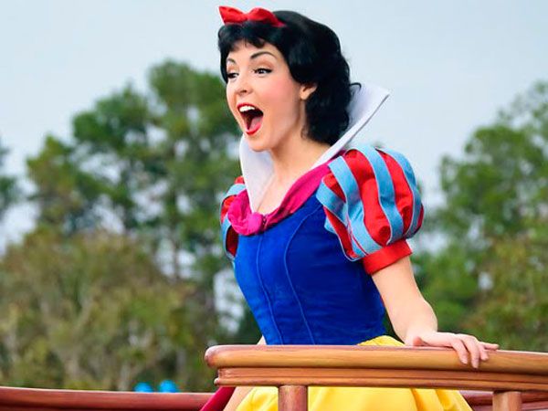 Disney abre su primera tienda con vestidos para princesas adultas