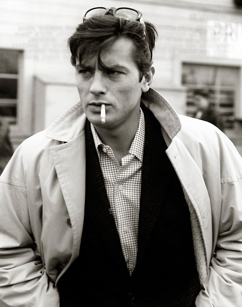 ¿Cuánto mide Alain Delon? Icono-de-estilo-Alain-Delon