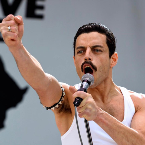 Rami Malek nei panni di Freddie Mercury in "Bohemian Rhapsody"