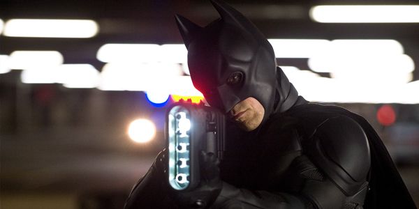 Por qué usó Christian Bale esa voz cuando era Batman?