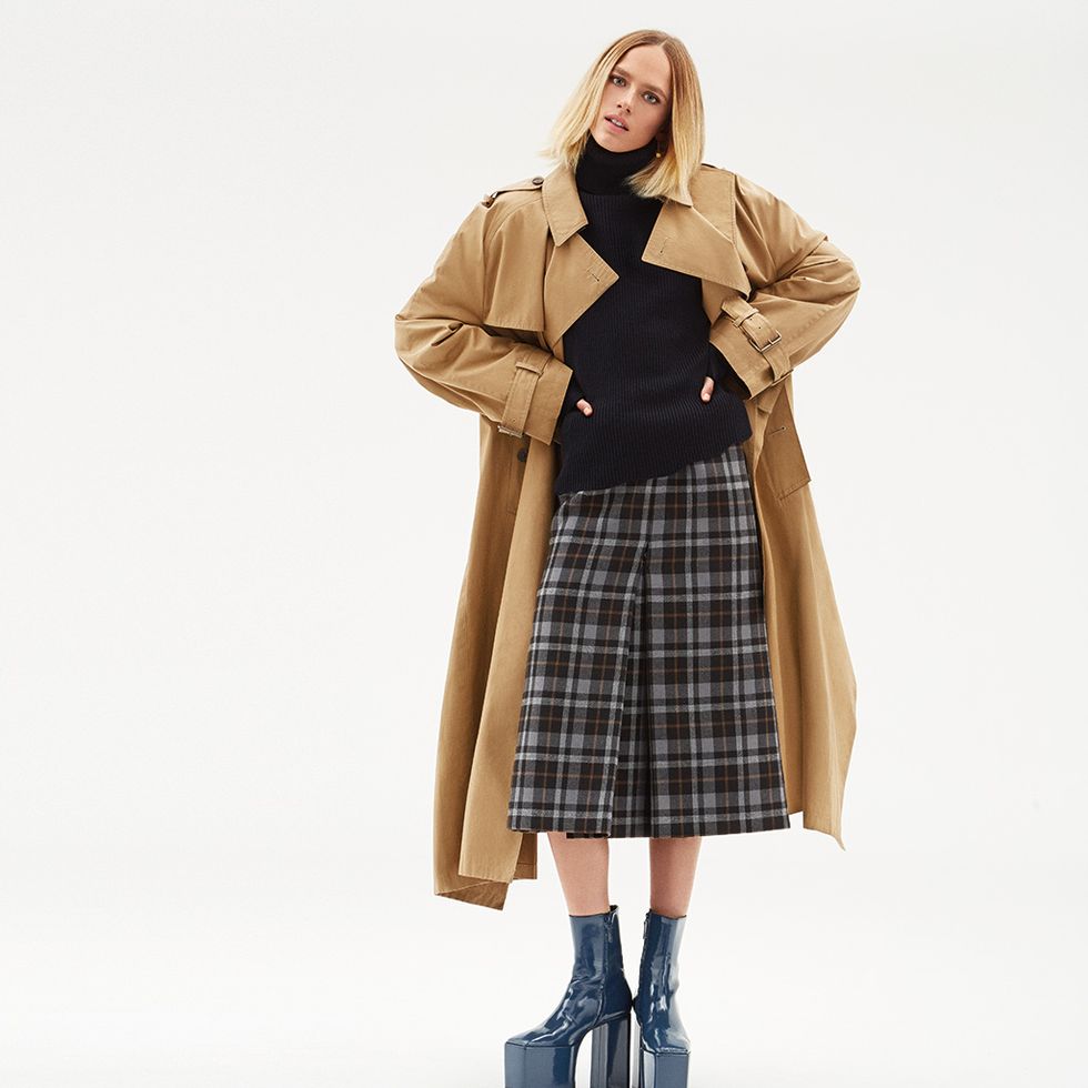 Clothing, Brown, Plaid, Sleeve, Tartan, Collar, Textile, Standing, Coat, Joint, 
