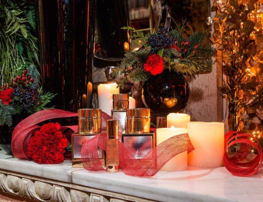 Lighting, Event, Red, Interior design, Candle, Holiday, Decoration, Christmas decoration, Christmas, Flower Arranging, 