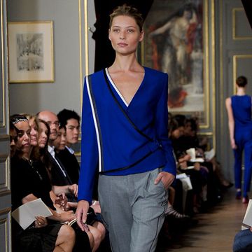 Outerwear, Fashion show, Style, Fashion, Fashion model, Runway, Picture frame, Electric blue, Cobalt blue, Model, 