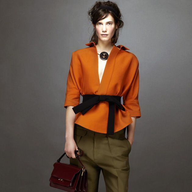 Brown, Collar, Sleeve, Shoulder, Dress shirt, Joint, Bag, Khaki, Style, Fashion accessory, 