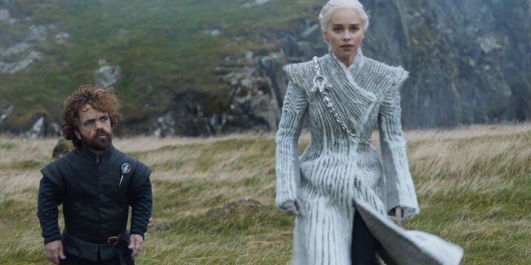 El abrigo de Daenerys Targaryen podría dar pistas sobre su relación con Jon  Snow