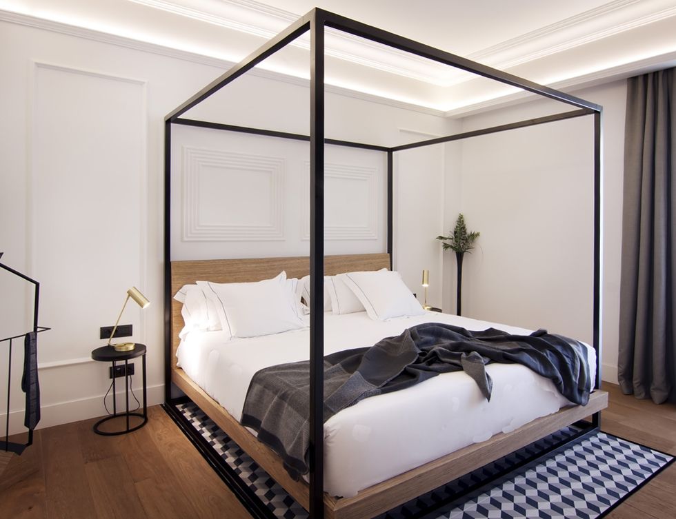 Bed, Room, Interior design, Architecture, Bedding, Property, Bedroom, Floor, Textile, Wall, 