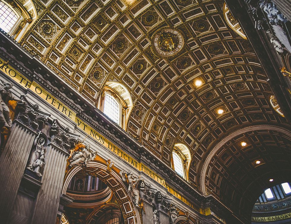 Building, Holy places, Architecture, Dome, Ceiling, Basilica, Byzantine architecture, Church, Place of worship, Photography, 