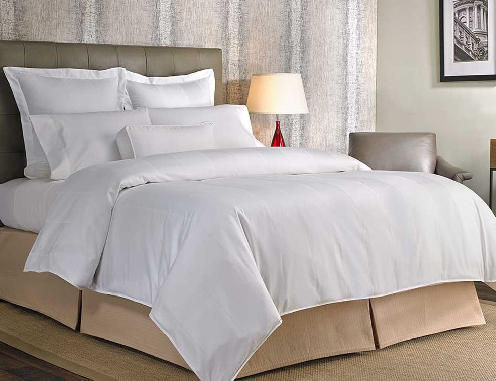 Bedding, Bed sheet, Bed, Furniture, Duvet cover, Textile, Bed frame, Duvet, Bed skirt, Linens, 