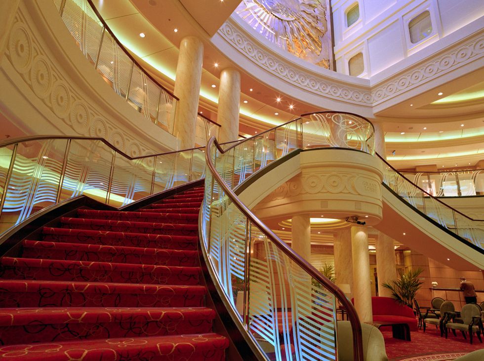 Stairs, Interior design, Ceiling, Amber, Interior design, Hall, Handrail, Lobby, Molding, Convention center, 