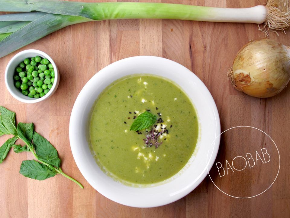 Green, Food, Ingredient, Dishware, Produce, Tableware, Cuisine, Leaf vegetable, Dish, Pea soup, 