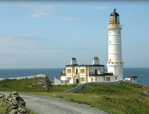 Lighthouse, Tower, Promontory, Landmark, Sea, Beacon, Coast, Sky, Terrain, Shore, 