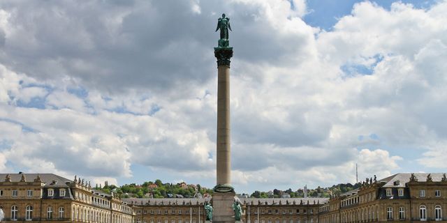 Sky, Plant, Cloud, Public space, City, Tourism, Landmark, Town square, Tower, Sculpture, 