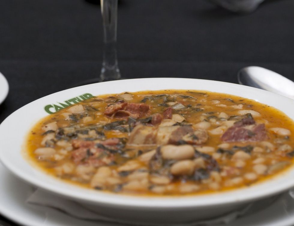 Dish, Food, Cuisine, Cachupa, Ingredient, Soup beans, Locro, Ribollita, Produce, Minestrone, 