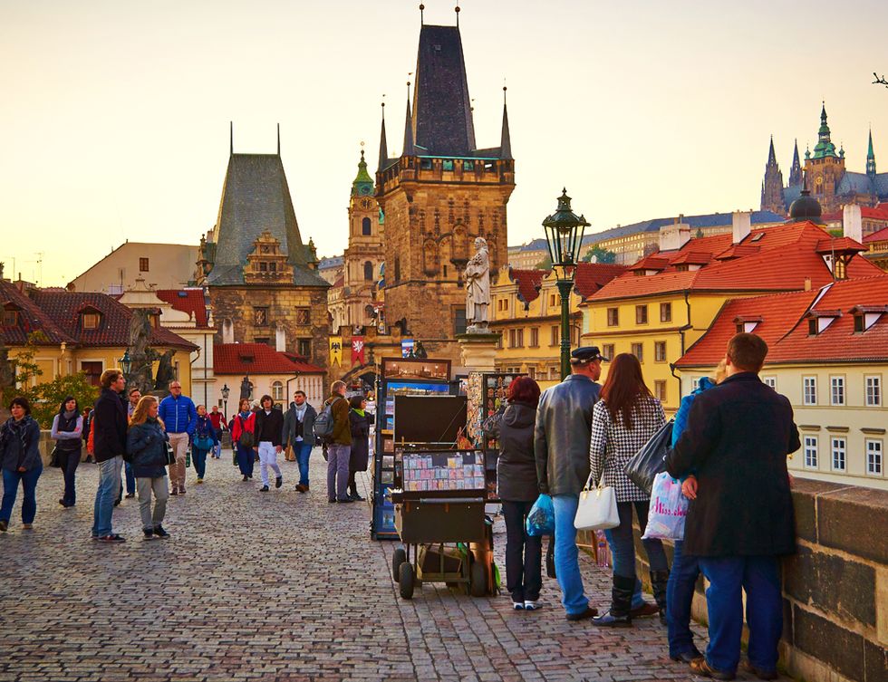 Public space, Tourism, Town, City, Spire, Steeple, Travel, Human settlement, Town square, Medieval architecture, 