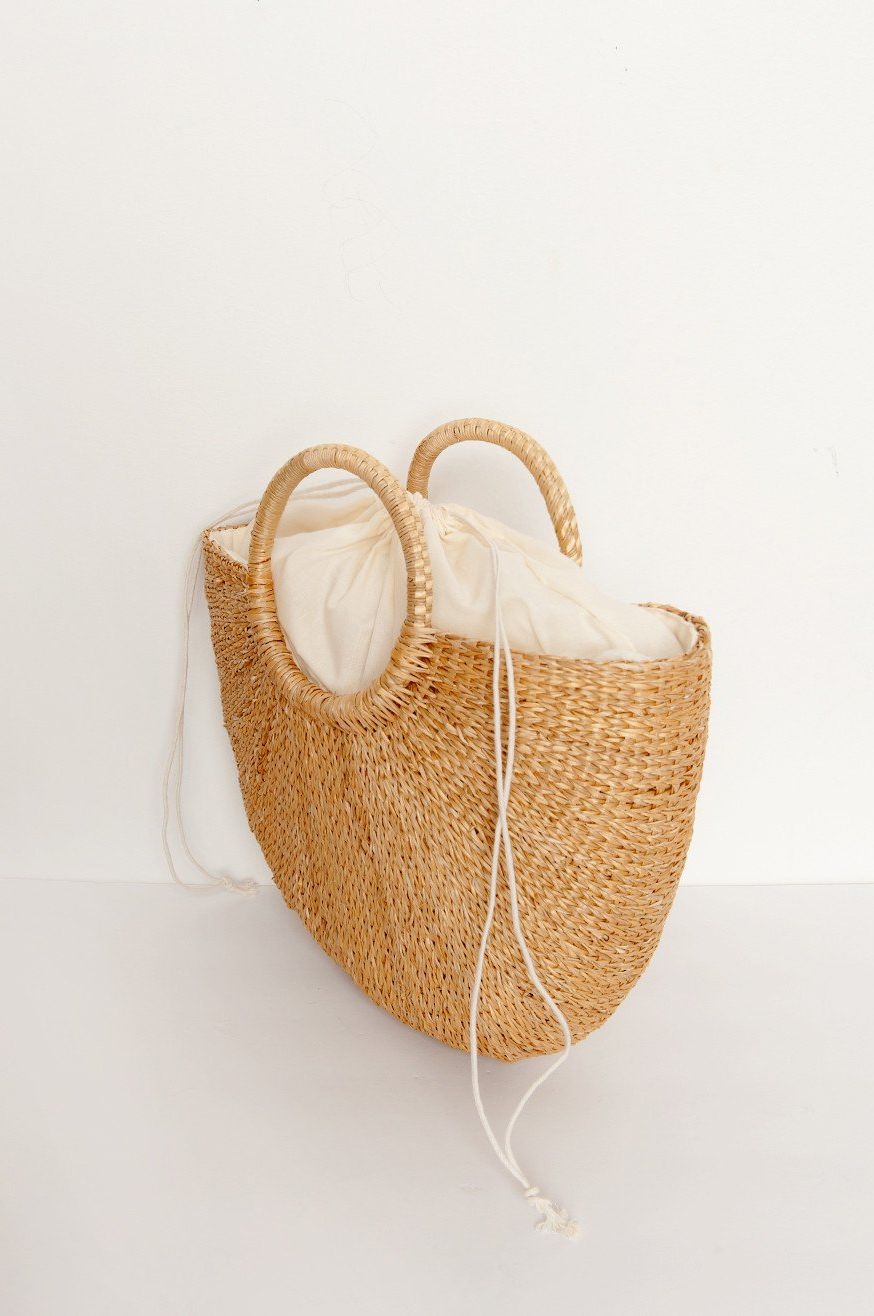 Product, Storage basket, Wedding ceremony supply, Basket, Beige, Wicker, Flower girl basket, Bag, Fashion accessory, 