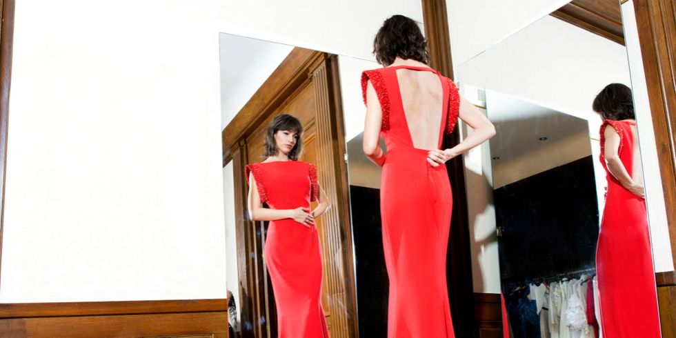 Red, Dress, Formal wear, Flooring, One-piece garment, Fashion, Carmine, Gown, Waist, Carpet, 