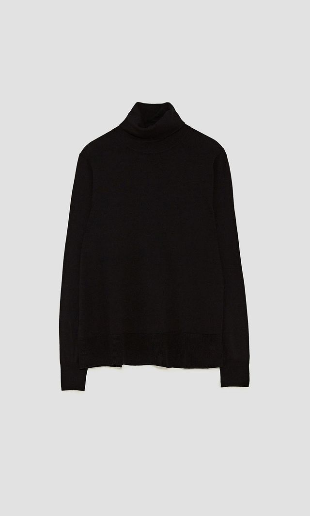 Clothing, Black, Outerwear, Sleeve, Sweater, Neck, Collar, Top, Jacket, T-shirt, 