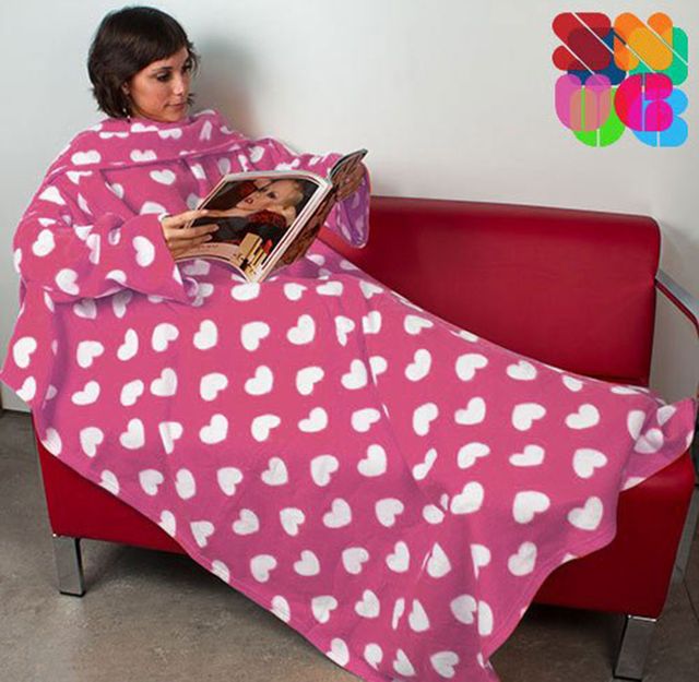 Pink, Polka dot, Pattern, Magenta, Bedding, Design, Furniture, Textile, Linens, Bed sheet, 